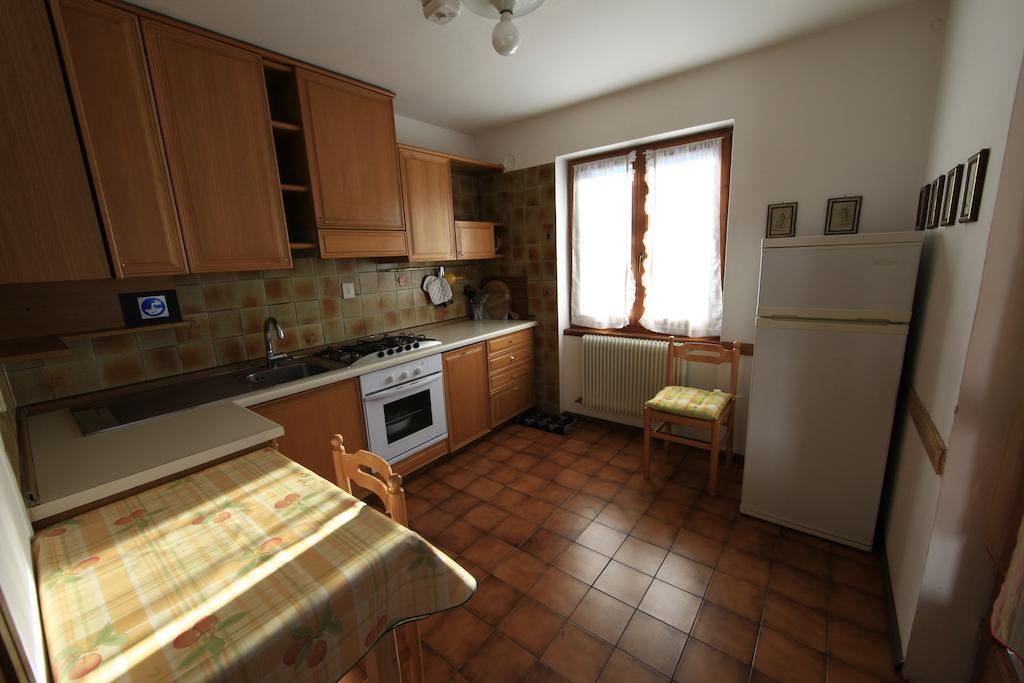Cesa Roseda Apartman Canazei Szoba fotó