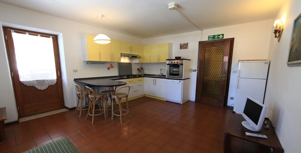 Cesa Roseda Apartman Canazei Szoba fotó