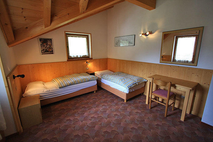 Cesa Roseda Apartman Canazei Szoba fotó